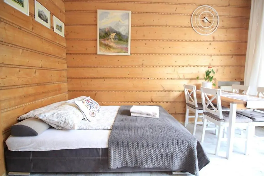 Apartament Bazatatry Stokrotka location